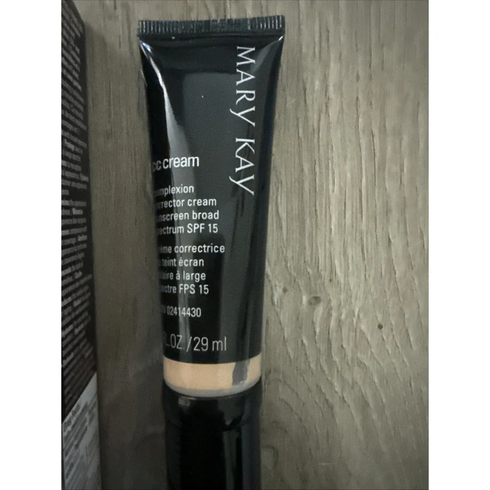 Mary Kay CC Cream Complexion Corrector SPF 15 1 fl oz Med To Deep 072824 Expired